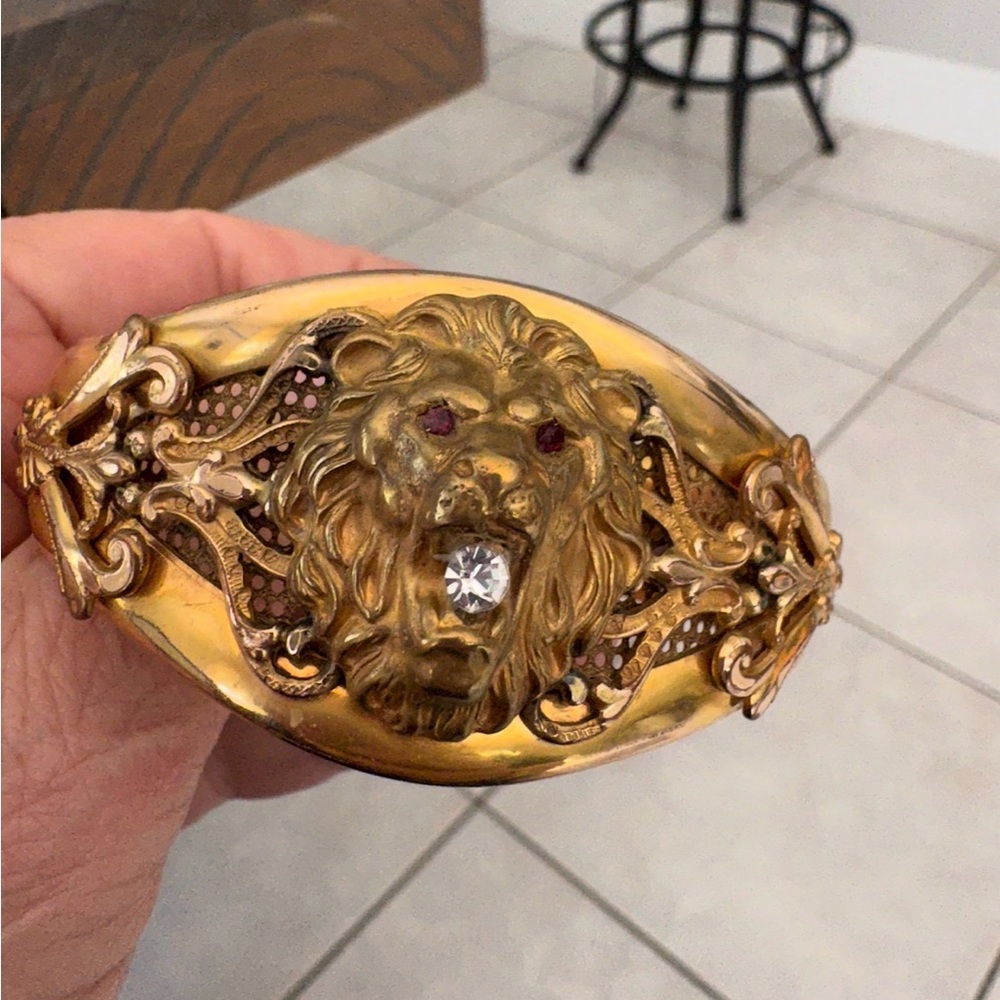Vintage Gold filled Lion Head Bracelet with Clear Stone and red eyes
